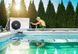 Quelle pompe à chaleur choisir pour votre piscine ? Guide complet 2025